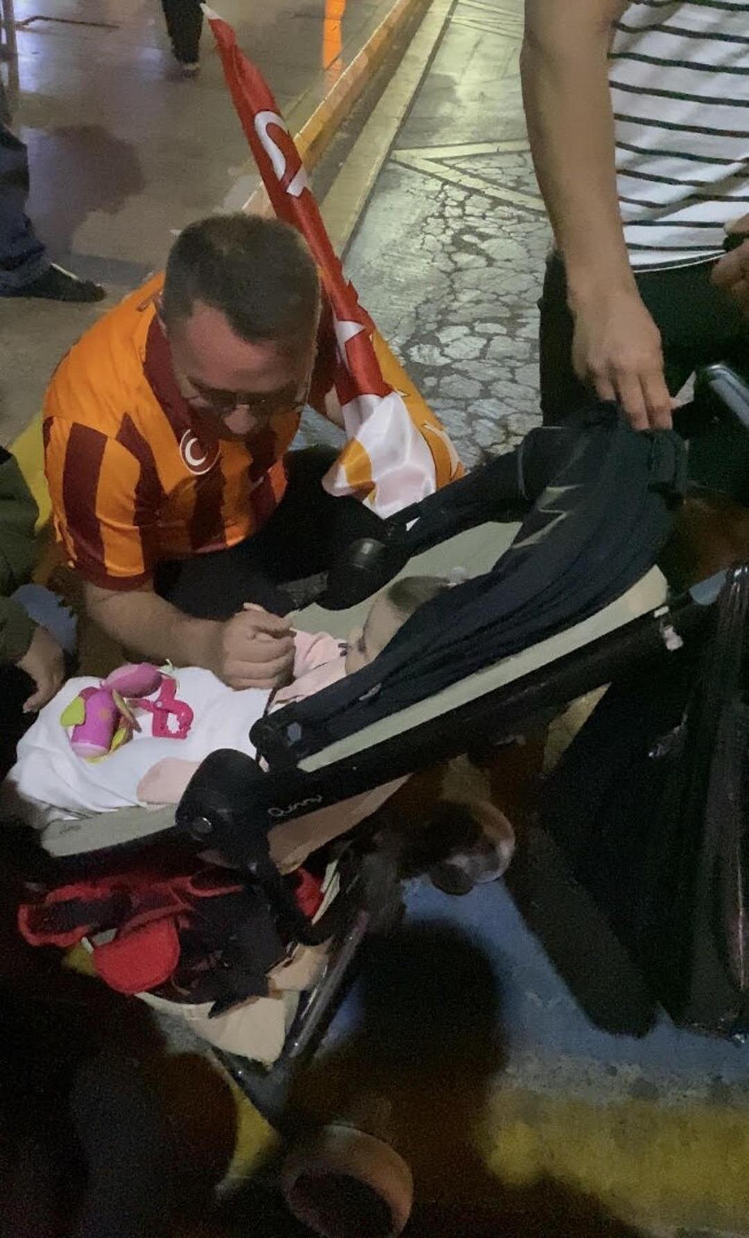 Aydin-Galatasaray's-Sampmiyonu-Kut_720060_212894