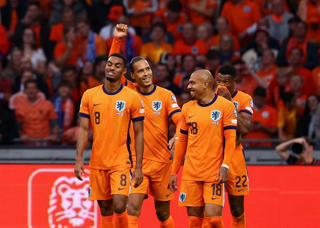 Depay'den rekor gecesi: Hollanda, Finlandiya'yı farklı bir şekilde yendi! 4