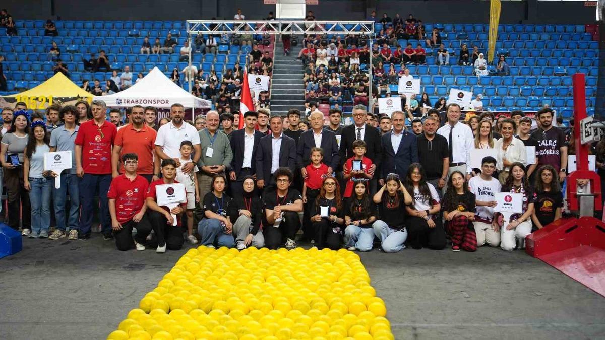 Robotlar spor salonunda yarıştı - Teknoloji Haberleri