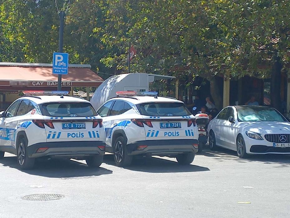 Çay Bahçesinde Gizli Kamera Tuzağı Şaşkınlık Yarattı