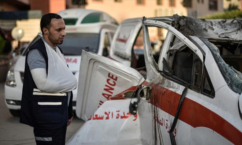 israil gazze ambulans saldiri aa 2151113