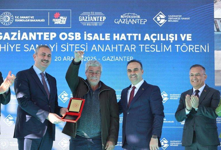 Bakan Kacır: Depremden etkilenen illerimiz ve vatandaşlarımız her zaman önceliğimiz oldu