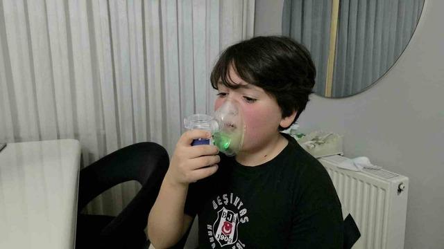 8 yıldır geçmeyen öksürük hayatını kabusa çevirdi: Ne uyuyabiliyor ne de kilosunu kontrol edebiliyor 5