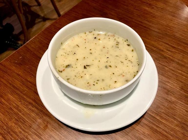 Şeflerin sır olarak sakladığı bir tarif olan Toyga çorbasını yaparken bu ipuçlarına dikkat edin. Bağışıklığı güçlendirir ve kilo vermeye yardımcı olur.