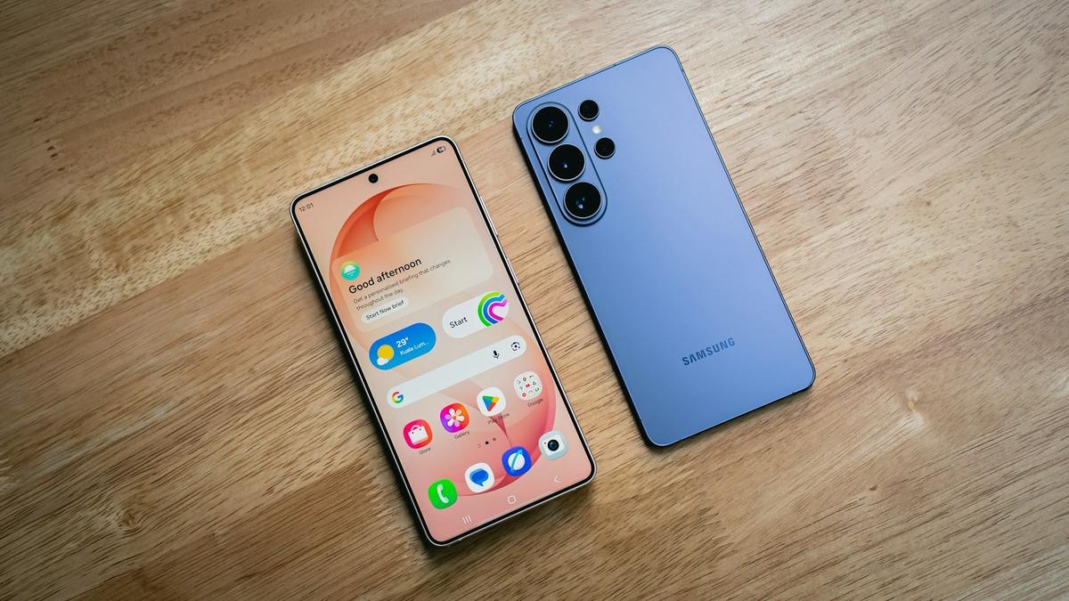 Samsung'dan sürpriz hamle: Galaxy S27, S27 Plus ve S27 Ultra kardeş oluyor! 2