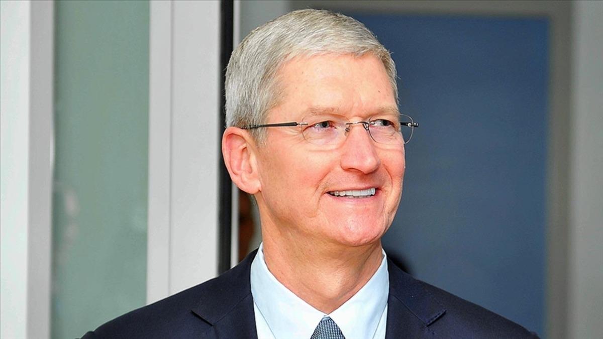 Apple duyurdu! CEO Tim Cook yönetim kurulu başkanı oldu 2