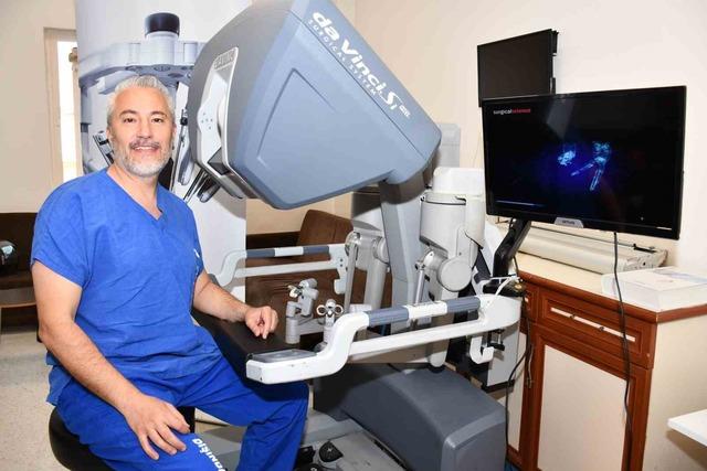 Alanya'da robotik cerrahi alanında simüle eğitim verildi 2