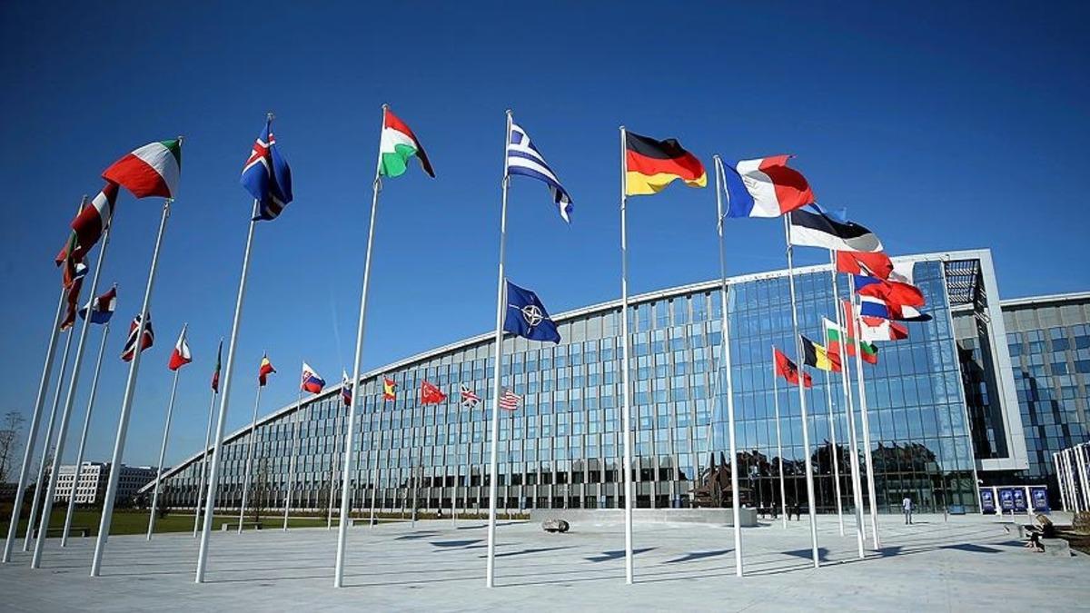 Avrupa Ordusu NATO'dan ayrılıyor! 