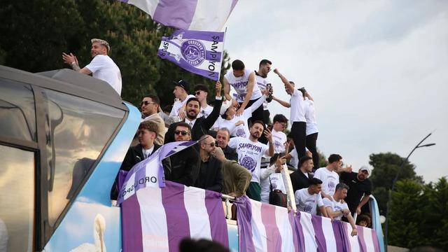 52 Orduspor FK, 2. Lig’e yükselişini kutladı